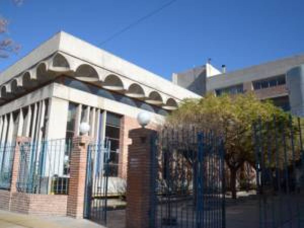 Universitarios rechazan la suba en el men� del comedor