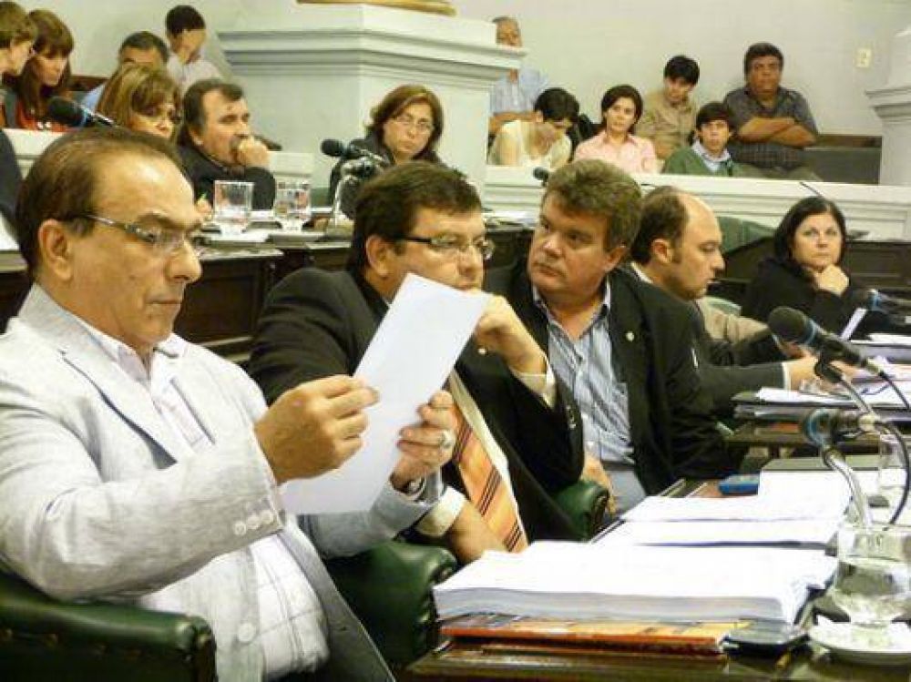Kirchneristas piden sesiones extraordinarias