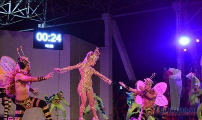 El show de comparsas se despide hoy con Karina
