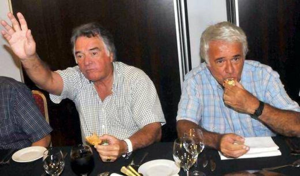 De la Sota se muestra con Barrionuevo y se diferenci� de Scioli en Mar del Plata