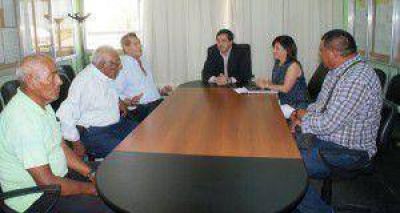 Abor�genes del extremo oeste denuncian a pares que amenazan a m�dicos que trabajan en la zona