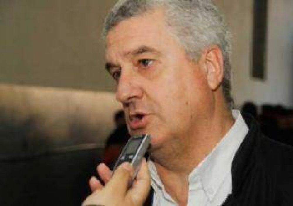 Cipolletti: El Municipio pide a la Polic�a que intervenga en las tomas