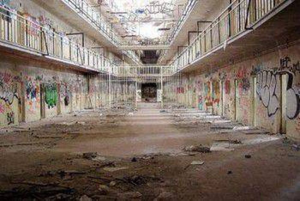 Un interno produjo un incendio intencional en la Unidad Penal 15 de Bat�n