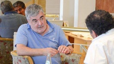 Das Neves intenta ahora unirse a los �moyanistas�