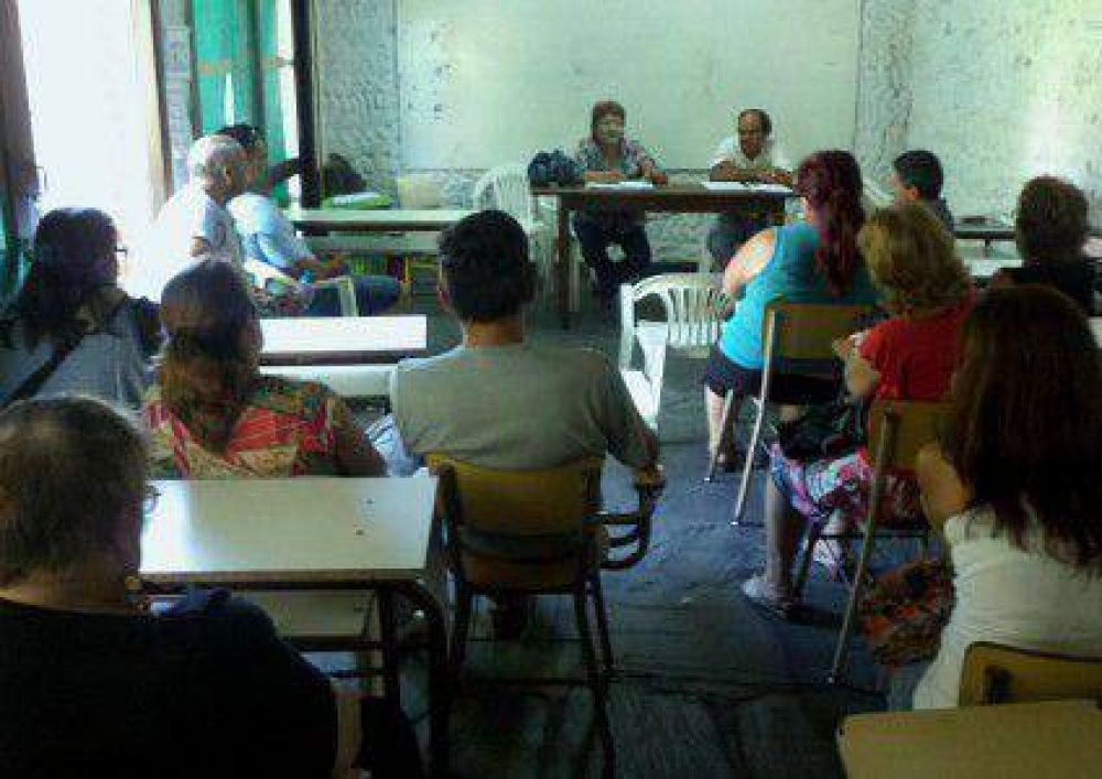 Sindicato estatal plante� el riesgo de inicio de clases