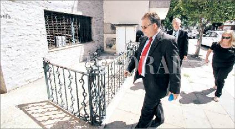Allanaron la oficina del ex director de Control y Asistencia Pos-Penitenciaria