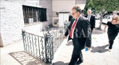Allanaron la oficina del ex director de Control y Asistencia Pos-Penitenciaria