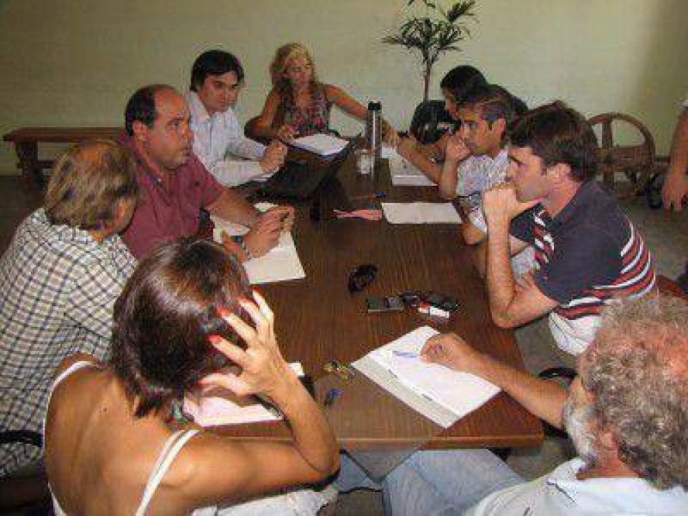 Analizan posibles cambios en el �N�mero Verde�