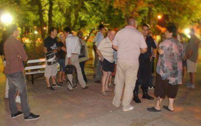 Secuestran cinco motos en la plaza Col�n tras el reclamo de los vecinos 