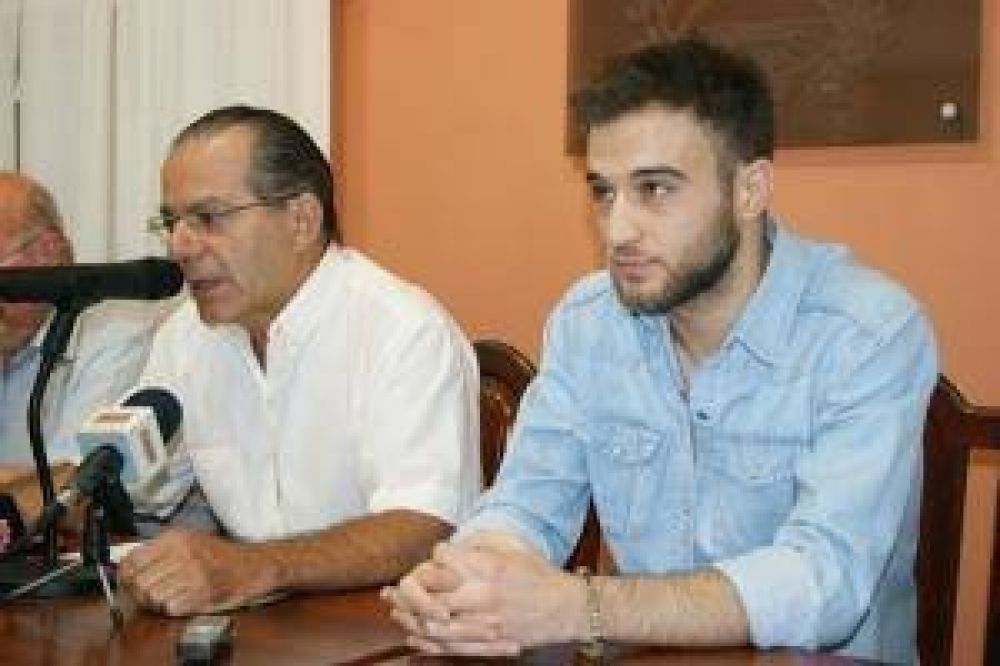 S�enz Pe�a ya cuenta con la bandera que representar� a la ciudad