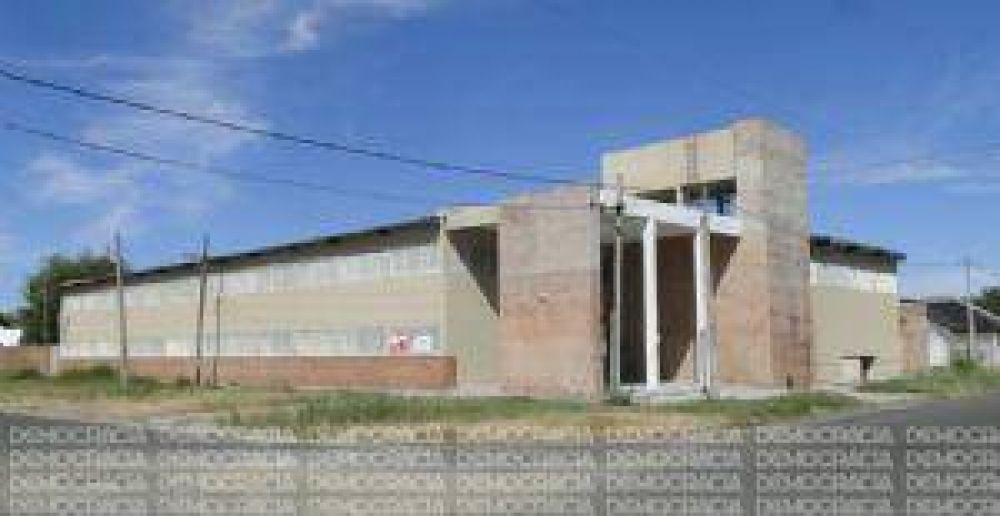 La Escuela Secundaria N� 1 funcionar� en su nuevo edificio, que est� casi terminado