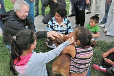 Peralta insiste con que le aprueben las herramientas enviadas
