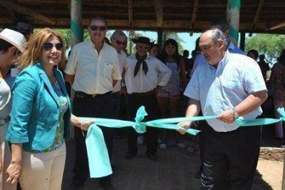 La Provincia comprometi� nuevas obras para el crecimiento de la Isla de Apip�