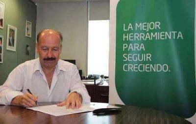 JOS� INZA FIRM� UN CONVENIO CON PROVINCIA LEASING PARA LA COMPRA DE EQUIPAMIENTOS