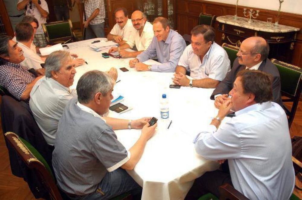 R�o Negro avanza en una suba salarial del 21%