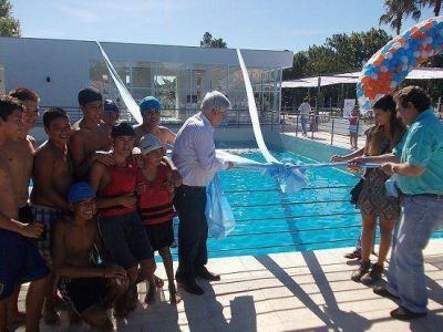 Luis Andreotti inaugur� las obras en el polideportivo N 3 de San Fernando