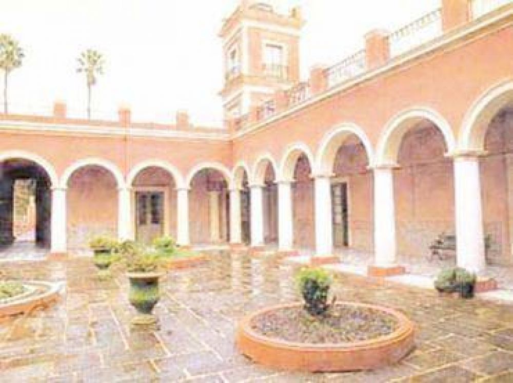 Unos 17 mil turistas visitaron el Palacio San Jos� en enero
