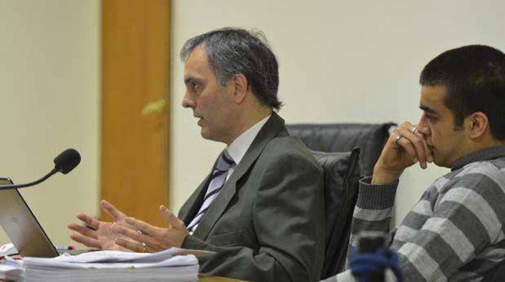 Pidieron la absoluci�n de Olmos o una condena por encubrimiento