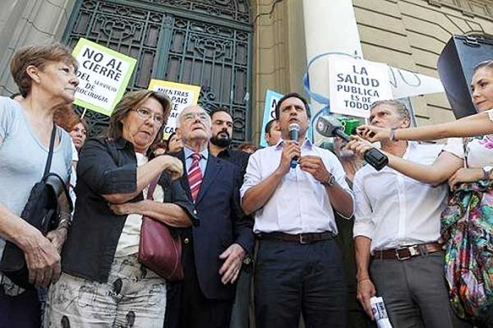 Acuerdan la reapertura de la sala de neurocirug�a del Hospital Santa Luc�a