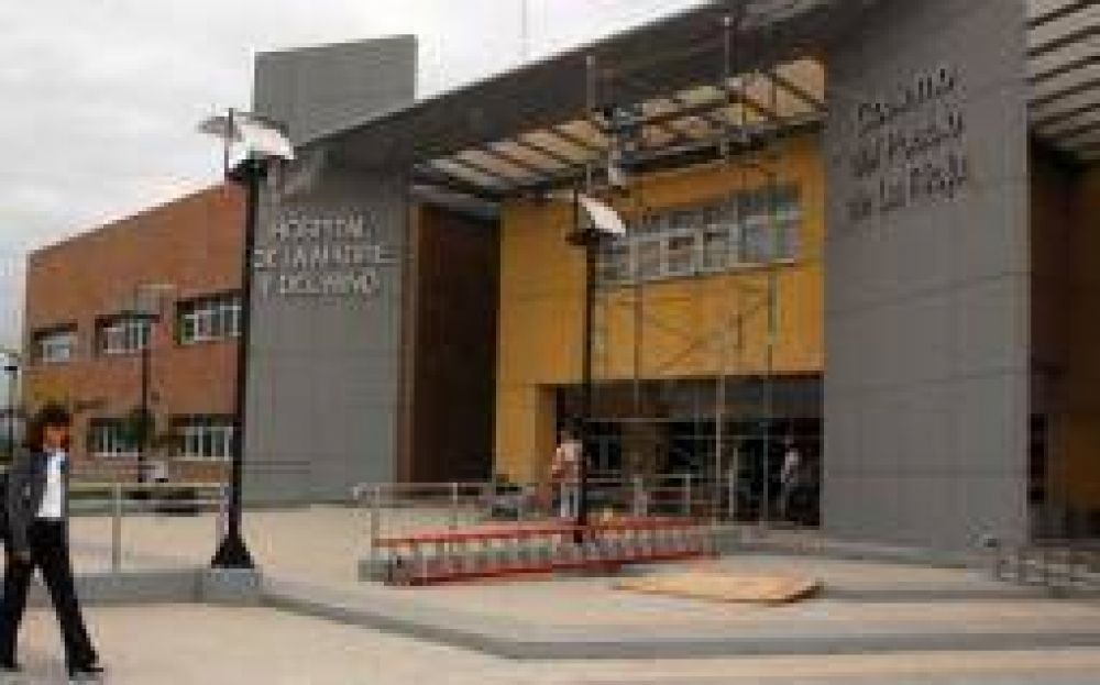 El Hospital del Ni�o y la Madre abre sus puertas en marzo