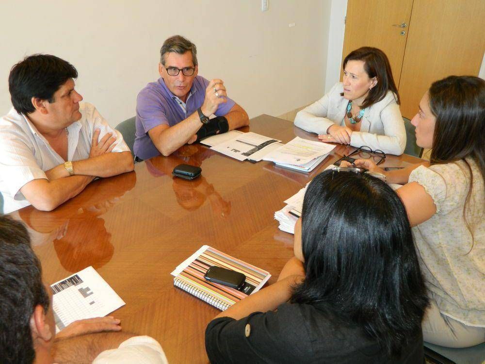 Gobierno y Municipalidad coordinan acciones para el control de la calidad del agua