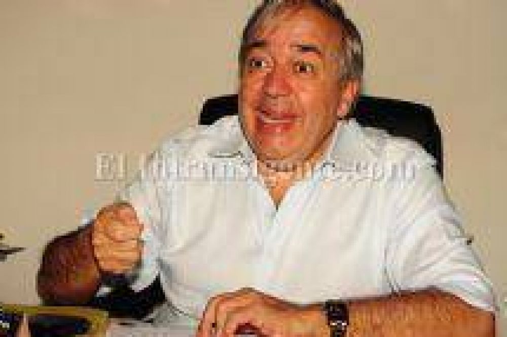 Se siguen sumando candidatos, ahora... Manuel Santiago Godoy