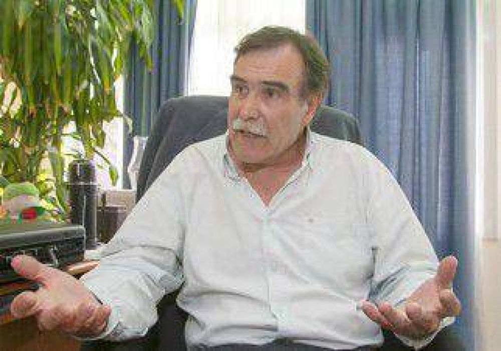 Bertoldi baj� el tono a los cruces entre Parrilli y Fuentes 