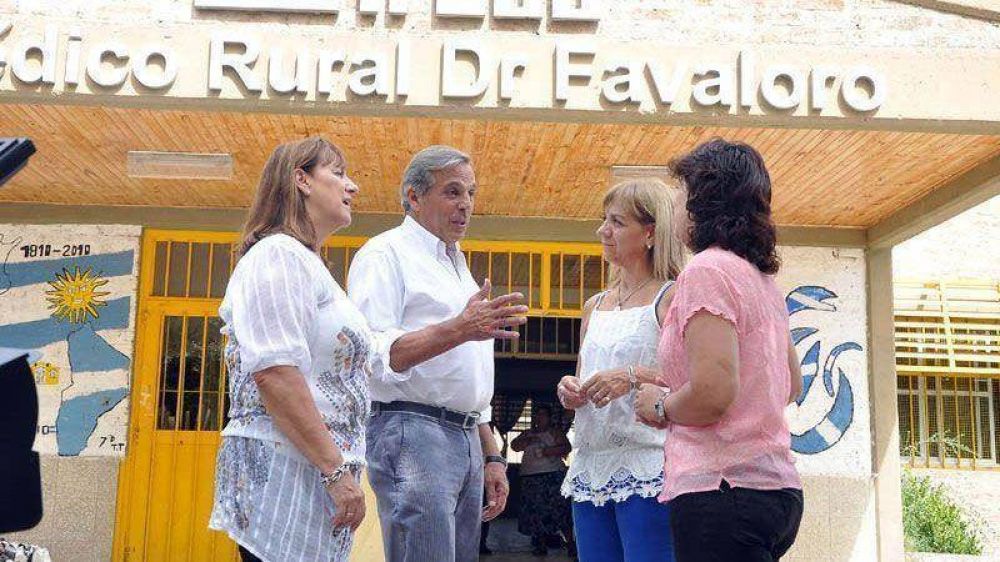 Sapag: �Tenemos la firme voluntad de tener la escuela p�blica abierta�