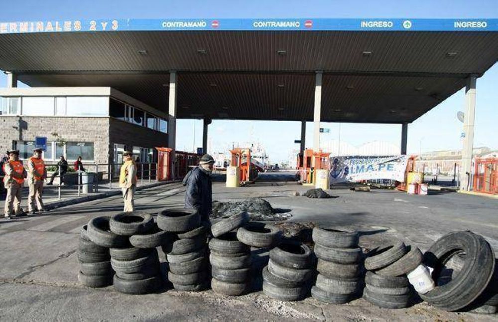 Combustible m�s barato y eliminaci�n de retenciones, promesas del gobierno
