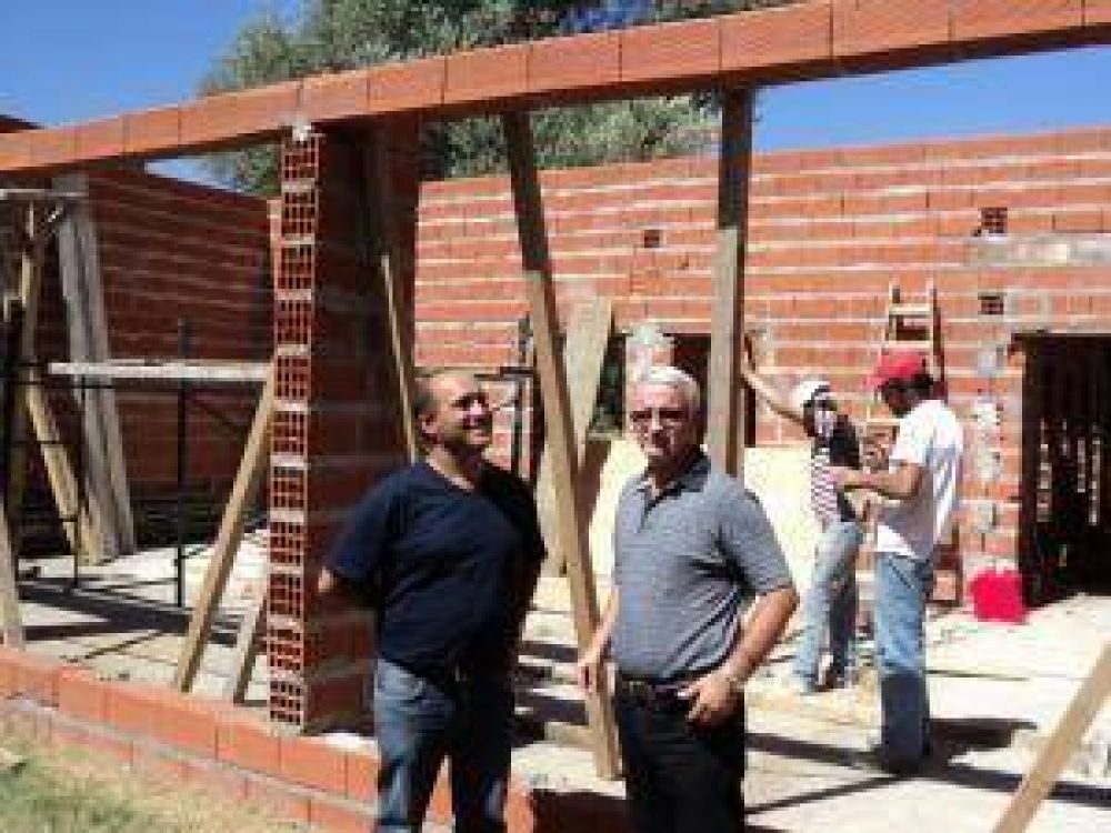 Obras en Lincoln y Roberts