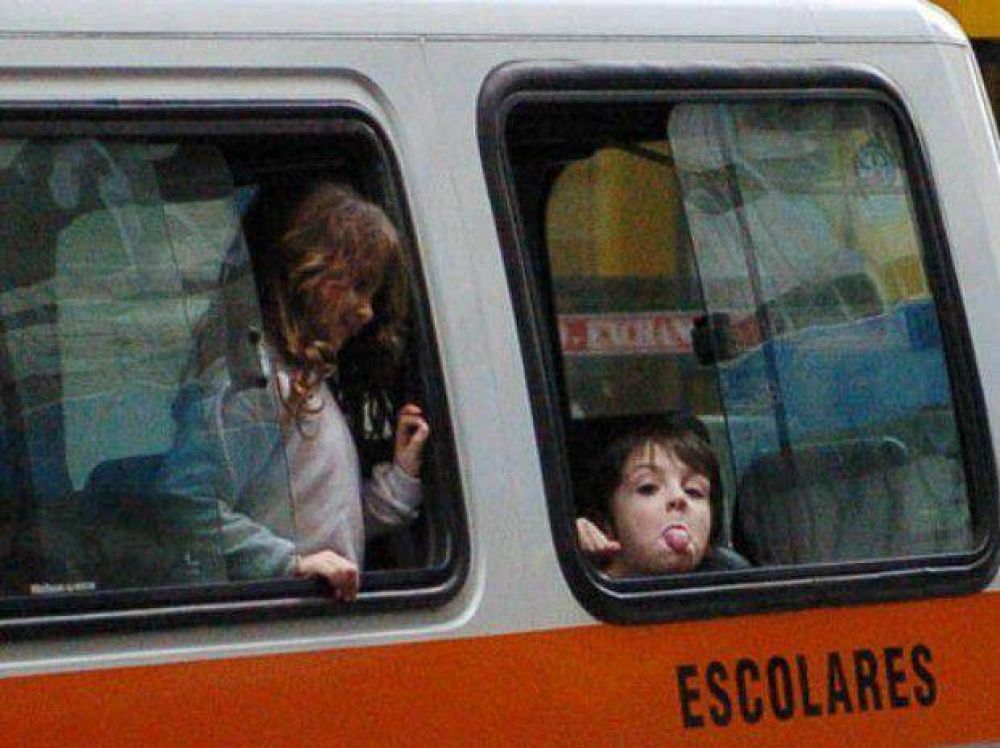 El aumento del transporte escolar viene acelerado del 25 al 40 por ciento