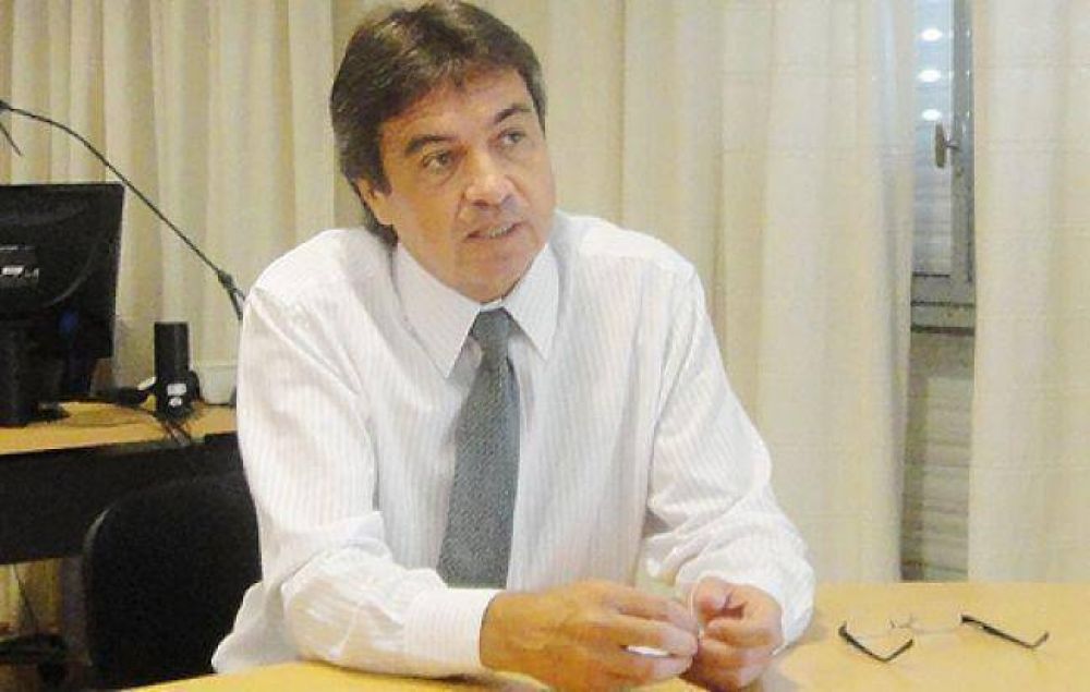 Ra�l Codutti seguir� al frente del ministerio de Planificaci�n y Ambiente