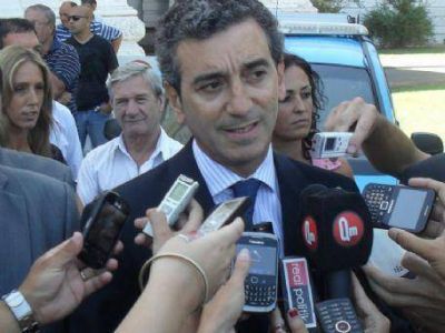 Florencio Randazzo se reuni� con el intendente Bruera: �Tenemos muchos temas para tratar y seguir trabajando�