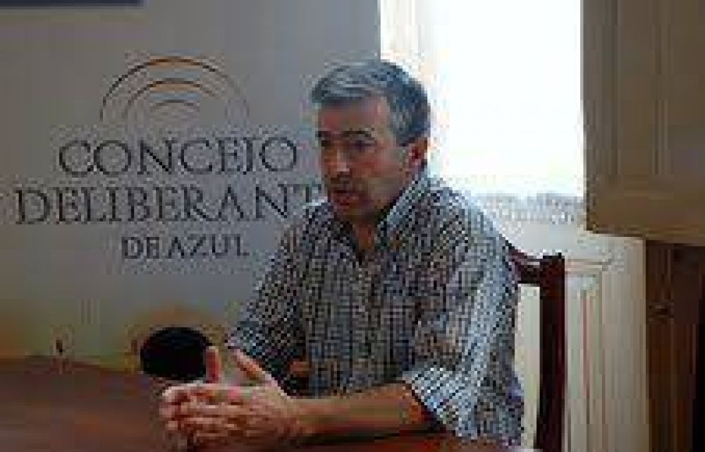 �La gesti�n Inza se sirve de la pol�tica y no est� al servicio de los vecinos�
