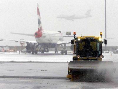 EEUU: "Tormenta perfecta" obliga a cancelar 3.000 vuelos