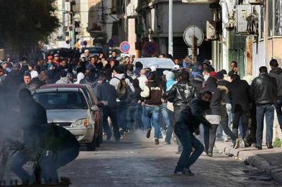 Se agrava la crisis pol�tica mientras las protestas no cesan y la oposici�n exige cambios en el gobierno