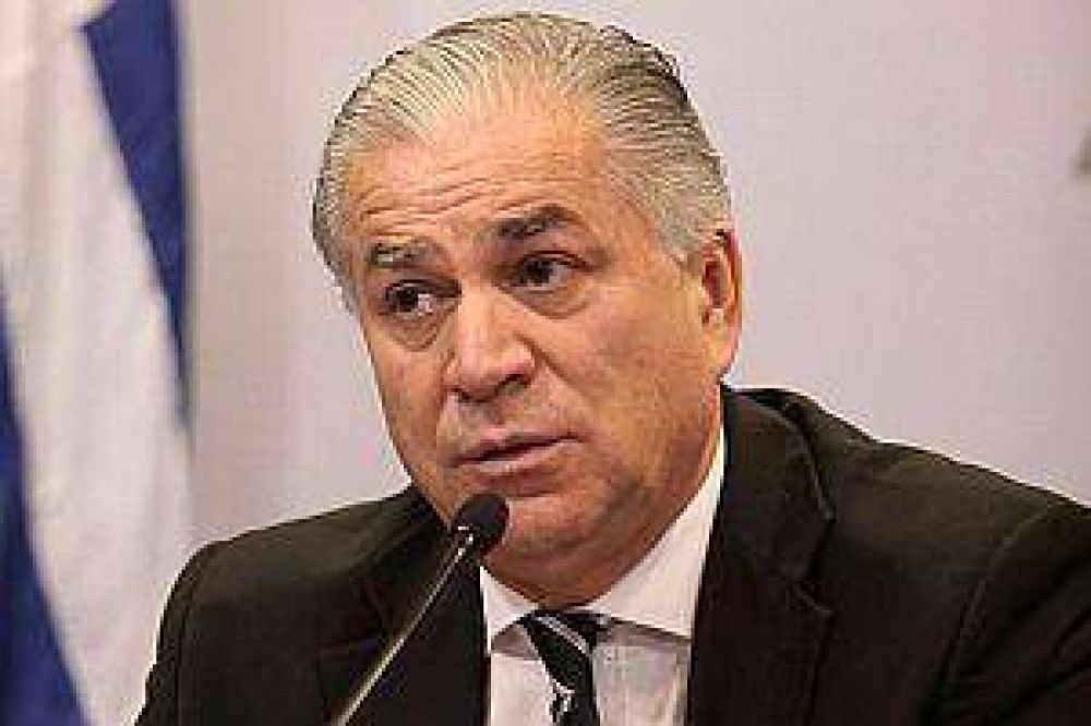Uruguay: renunci� ministro acusado de no tener ciudadan�a