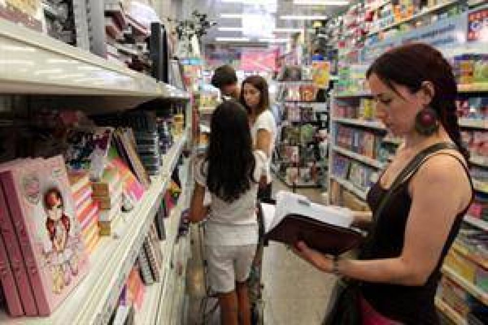 Extienden el congelamiento de precios a los �tiles escolares