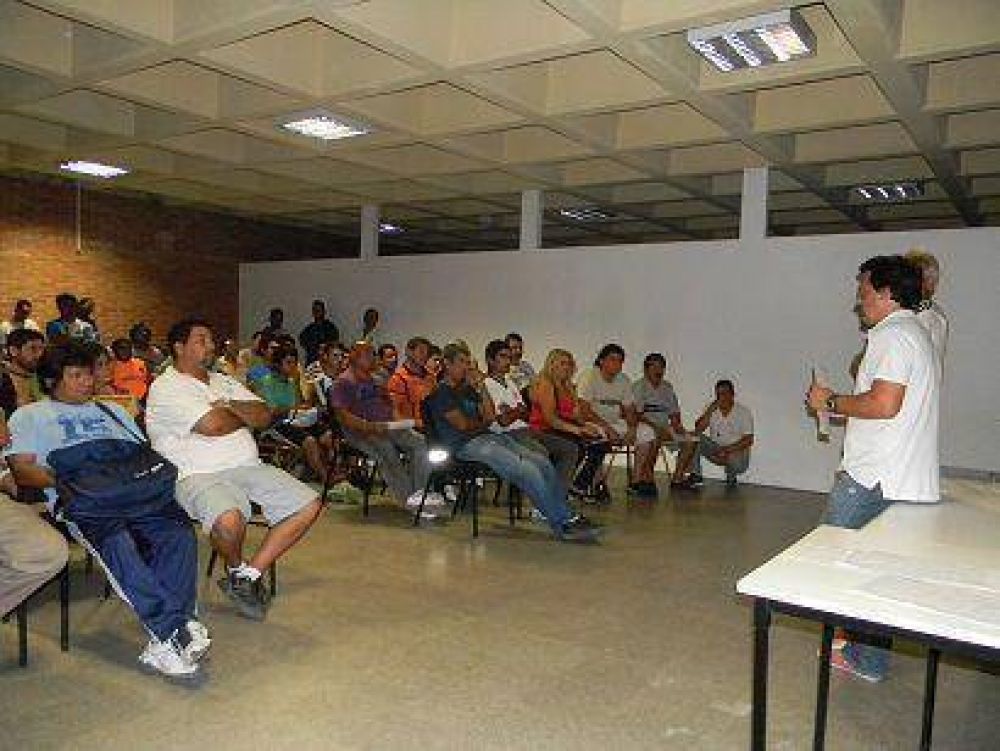 Alte Brown: definen organizaci�n de las ligas Infanto-juveniles