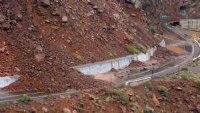 Cat�strofe en la monta�a: Hay 400 aislados