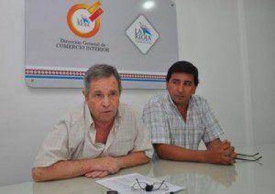 El gobierno acord� con los comerciantes una canasta escolar