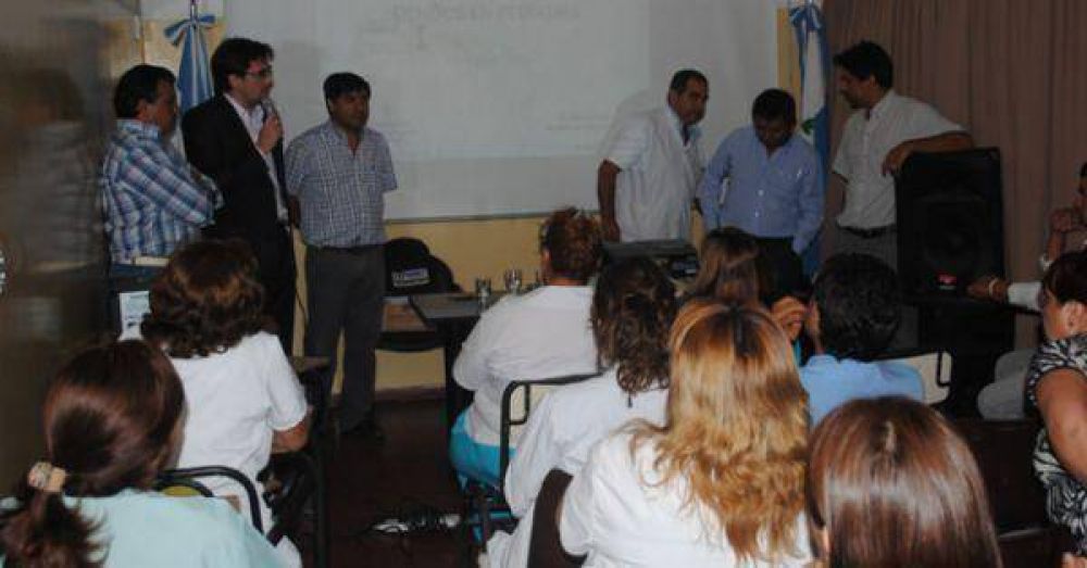 Jornada sobre prevenci�n y actualizaci�n del dengue