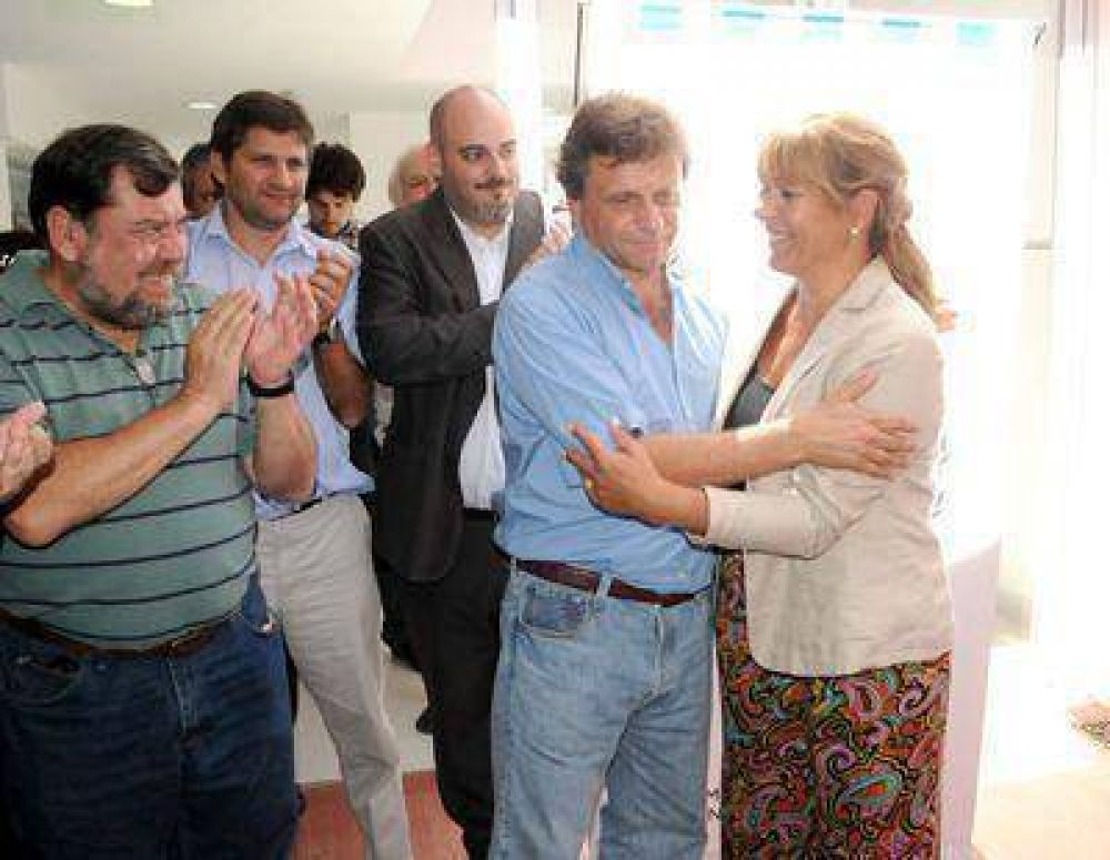 Alejandra Urdampilleta asumi� como nueva secretaria de Desarrollo Social