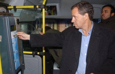 Interponen un recurso de amparo contra el aumento del boleto de colectivo