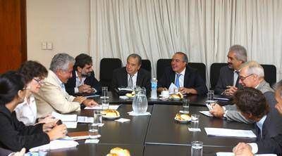 Jorge se reuni� con L�pez por la construcci�n de viviendas