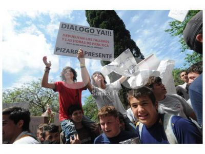 UDA reiter� los reclamos por la educaci�n t�cnica