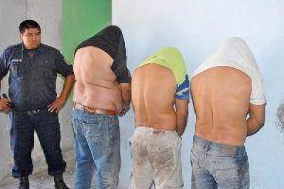 Polic�a bande�o naci� de nuevo: le gatillaron dos veces, pero las balas no salieron