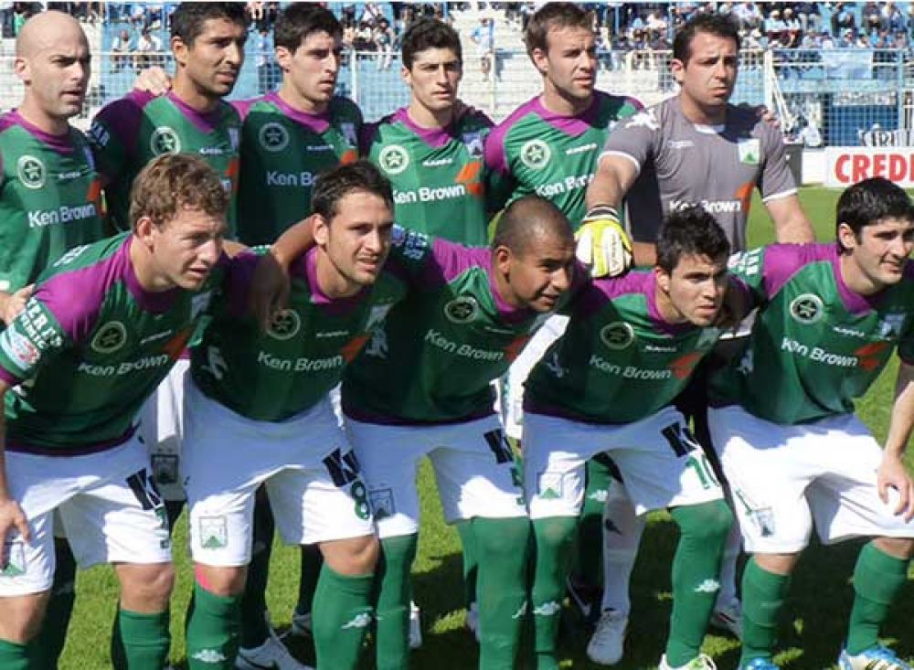 �Siempre es lindo jugar contra el l�der�, dijo Mart�nez
