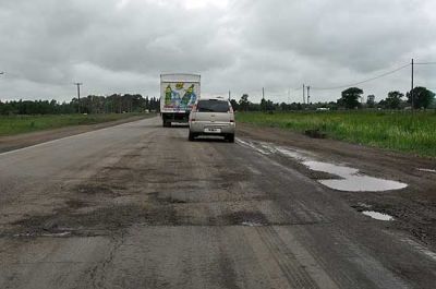Elevan un petitorio a Scioli para solicitar el arreglo de la Ruta 51