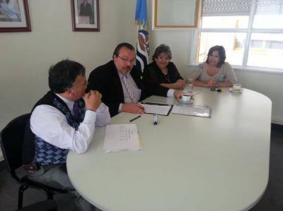 Convenio entre APPADI y Ministerio de Salud para provisi�n de bolsas
